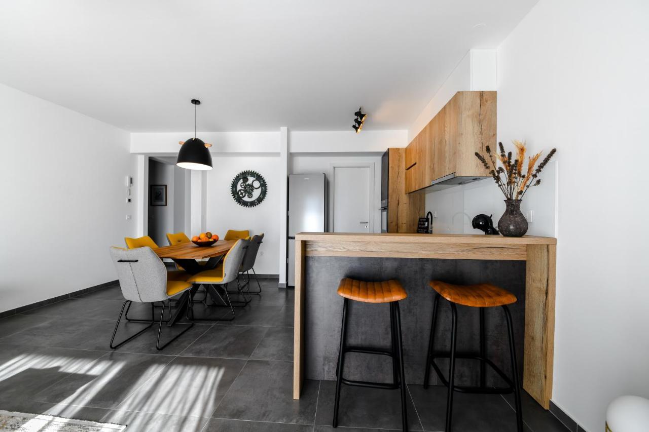 Spacious Apartment Nero With Free Parking ซาดาร์ ภายนอก รูปภาพ