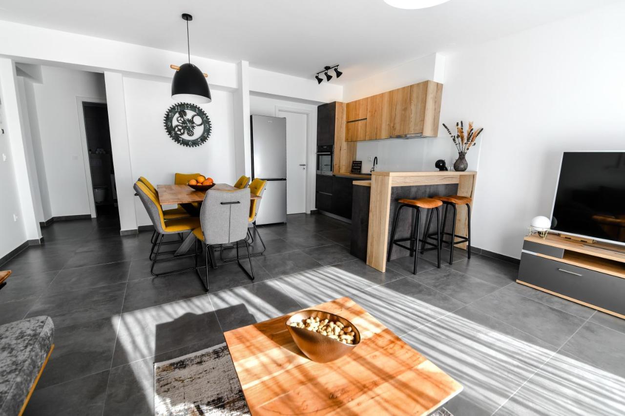 Spacious Apartment Nero With Free Parking ซาดาร์ ภายนอก รูปภาพ